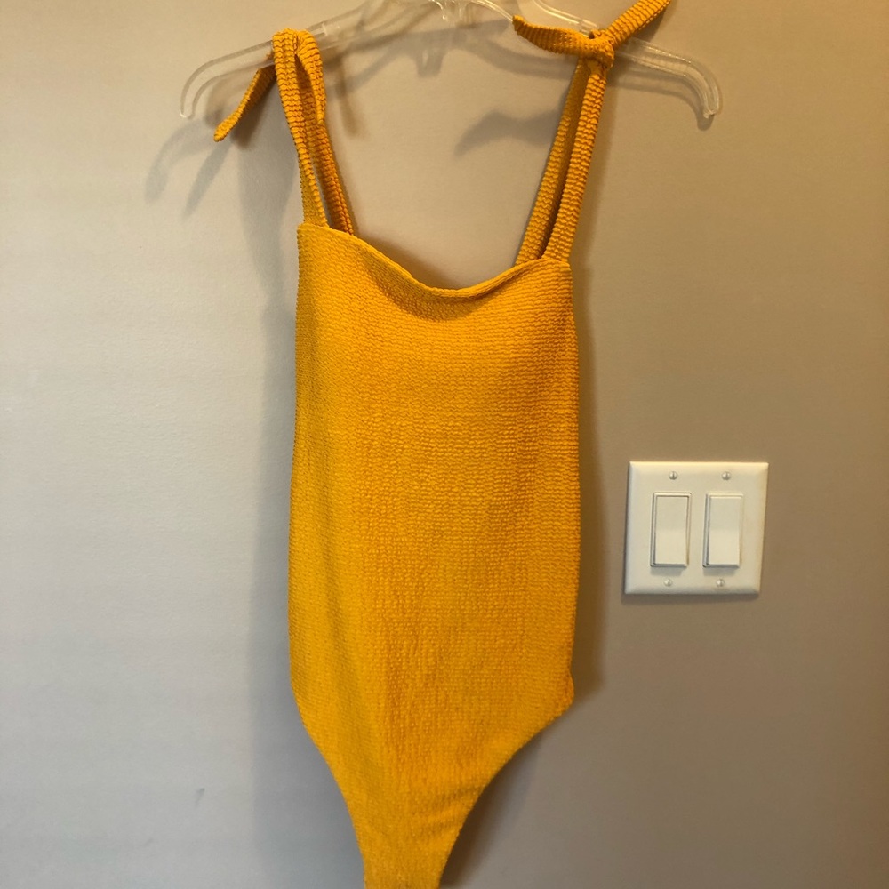 GOSSIP SWIMSUIT